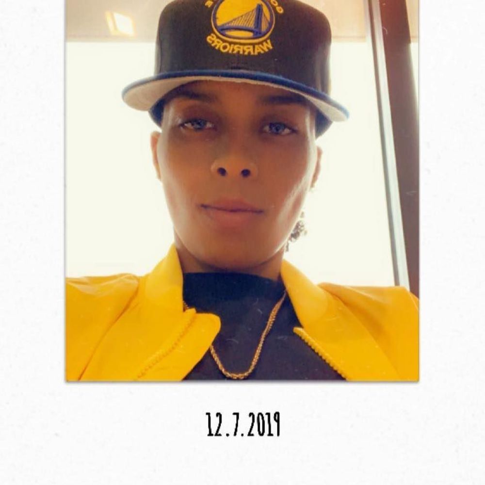 Meet your Posher, Riahh